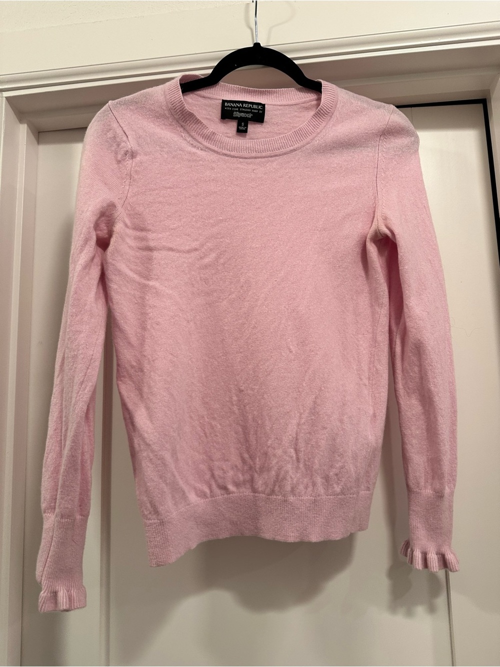Banana Republic Light Pink Crewneck Sweater